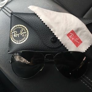 Ray-Ban black on black aviator sunglasses RB3025
